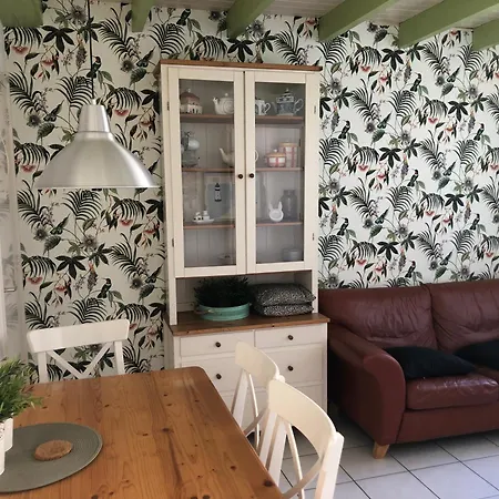 Zomerhuis Zuid 67 *